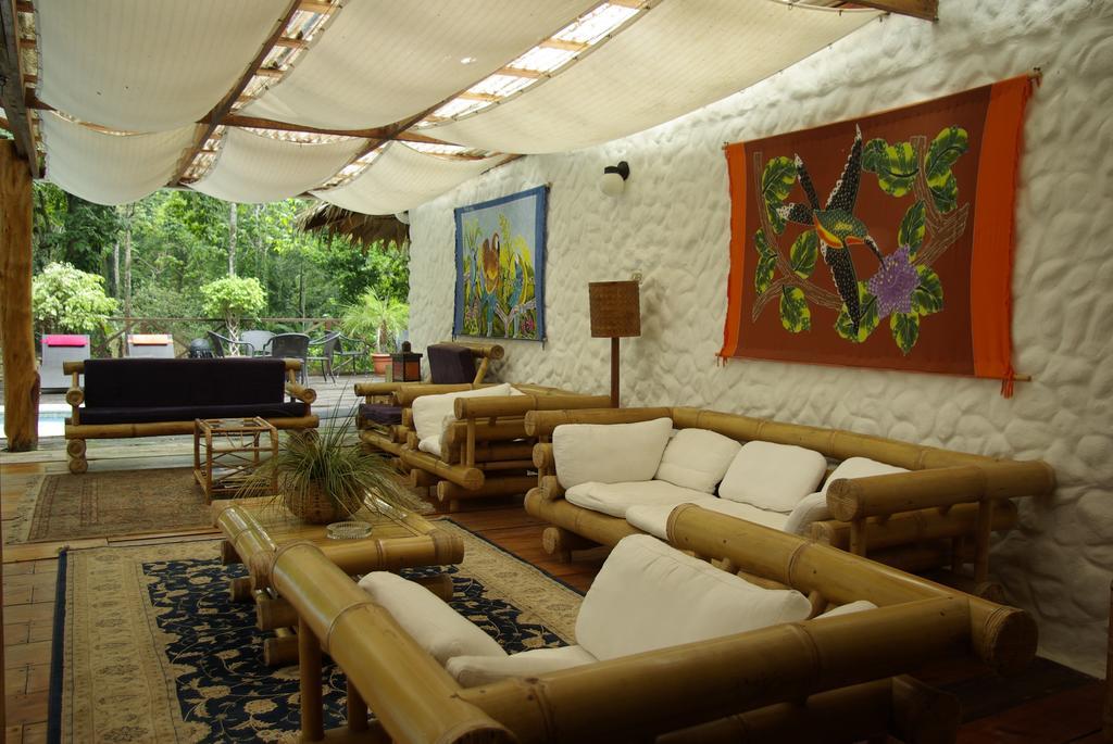 Hotel Bugabutik Puerto Viejo de Talamanca Экстерьер фото