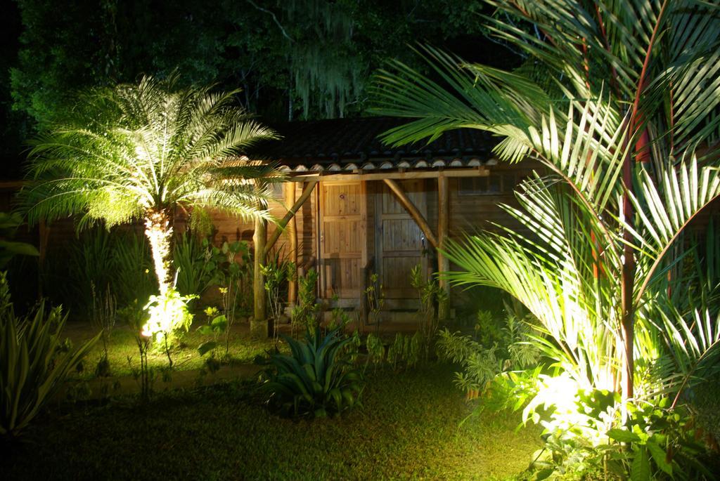 Hotel Bugabutik Puerto Viejo de Talamanca Экстерьер фото