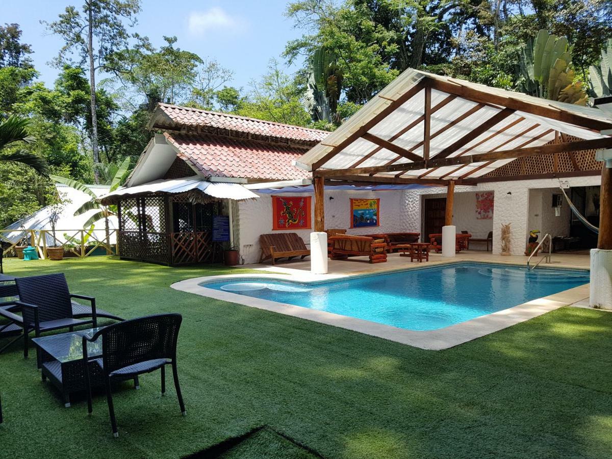 Hotel Bugabutik Puerto Viejo de Talamanca Экстерьер фото